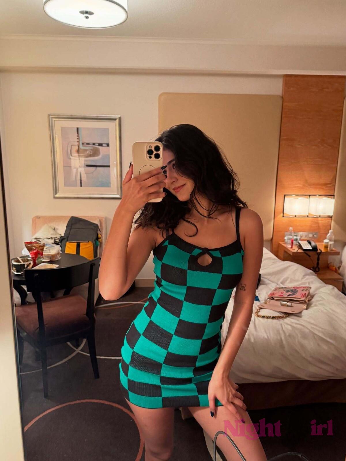 Ayushi High Profile Call Girl