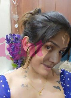 Rohani Seductive Escort Girl